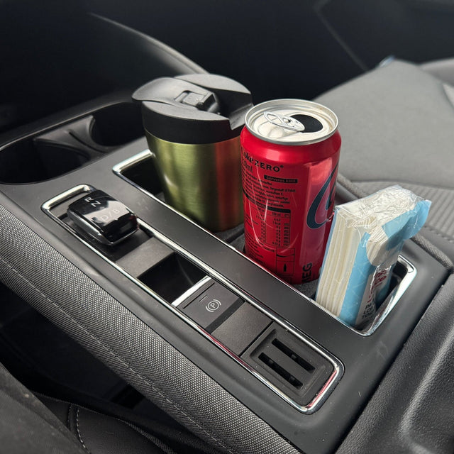 Skoda Enyaq - Cup holder