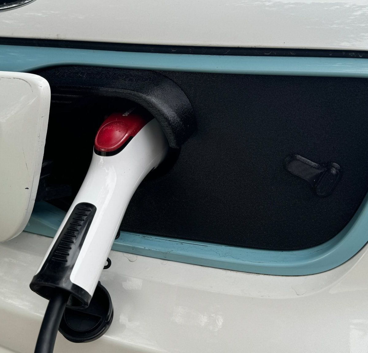 Kia Soul - Weather and Snow Cover for Charging Port