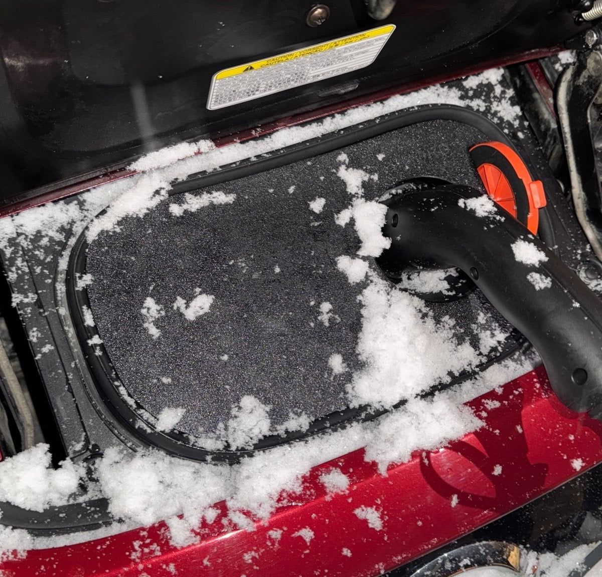 Nissan Leaf (ZE1) V2 - Weather and Snow Cover for Charging Port