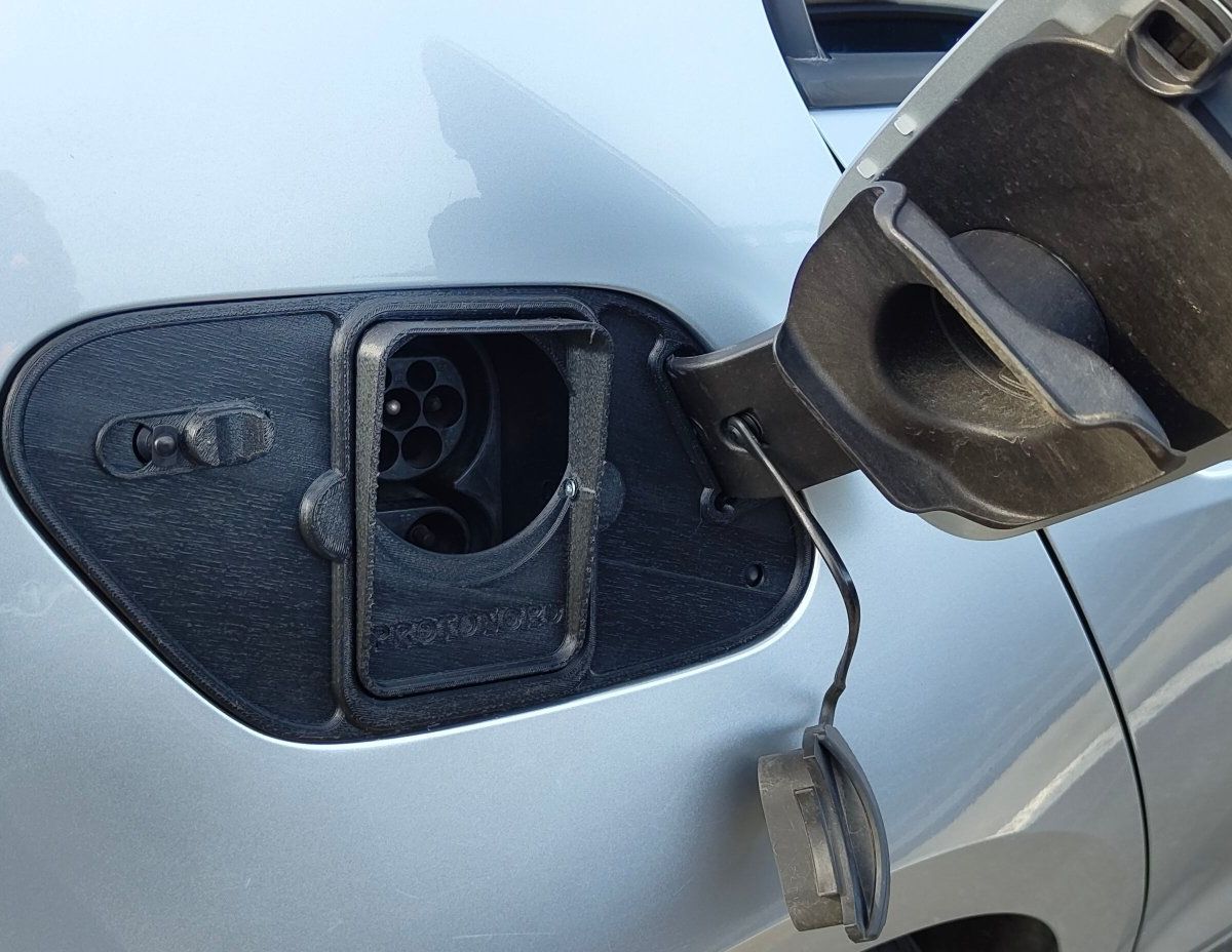 VW E-Golf - Weather and Snow Cover for Charging Port
