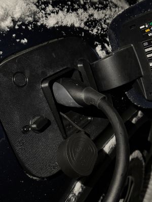 Mercedes EQA - Weather and Snow Cover for Charging Port