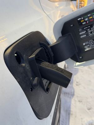 Mercedes EQB - Weather and Snow Cover for Charging Port