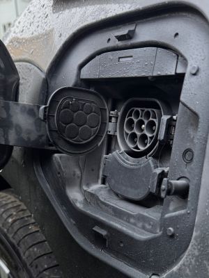 Toyota bZ4X - Weather and Snow Cover for Charging Port