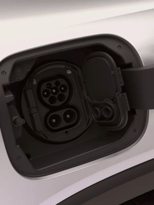 Mercedes EQB - Weather and Snow Cover for Charging Port