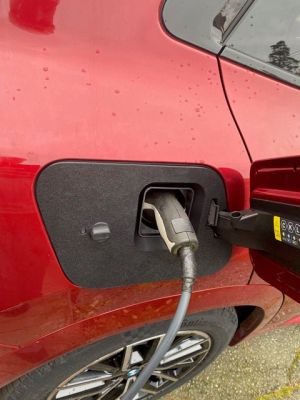 BMW iX2 2024+ - Weather and Snow Cover for Charging Port