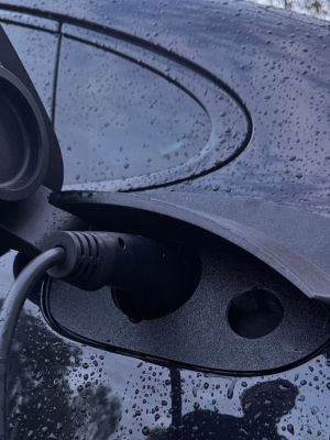 Porsche Panamera 4 E-Hybrid - Weather and Snow Cover for Charging Port