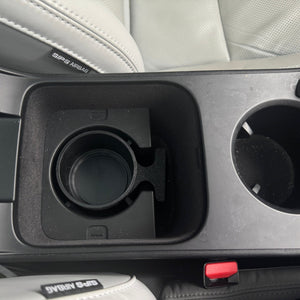 Polestar 2 - Cup holder