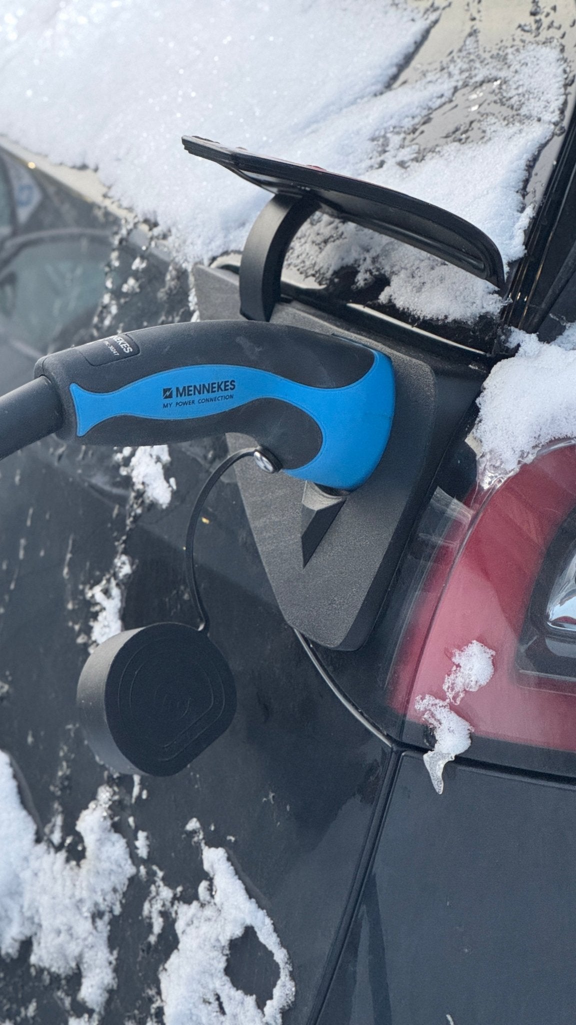 Tesla Model Y - Snow cover - Protonord.eu